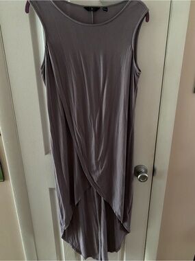 G by Giuliana High-Low Sleeveless drama top in Mauve Gray by
